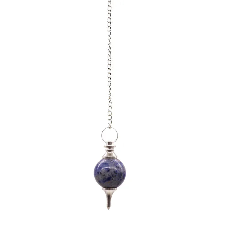 Pendule en sodalite naturelle, favorisant la logique et l'intuition, doté d'une chaîne chaine plaqué argent