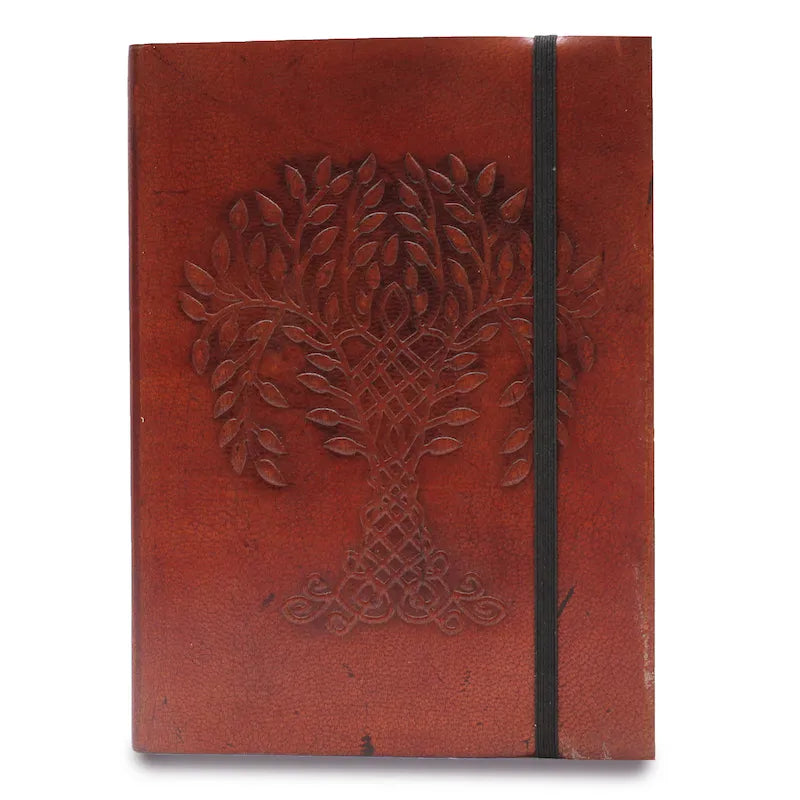 carnet en cuir tanné végétal avec gravure de arbre de vie