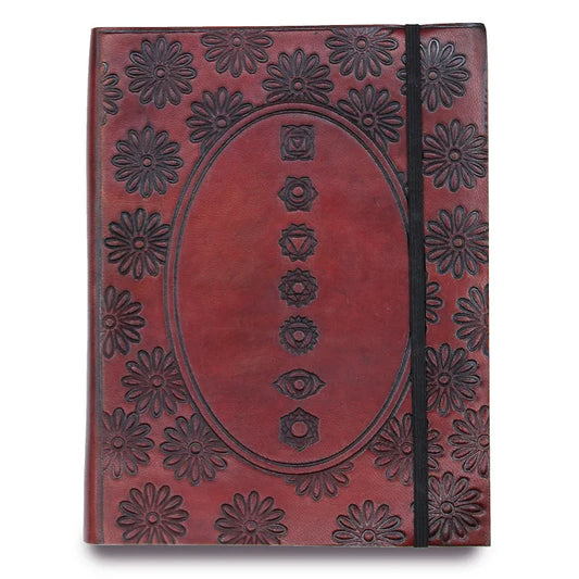 Carnet en cuir tanné végétal gravure chakra