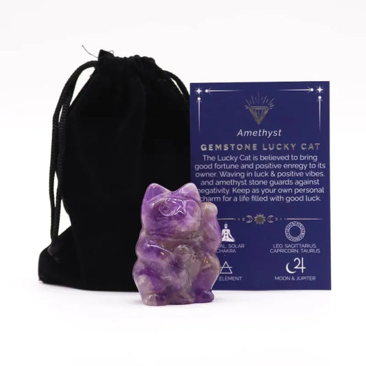 chat porte bonheur en amethyste avec écrin de protection et carte des chakras