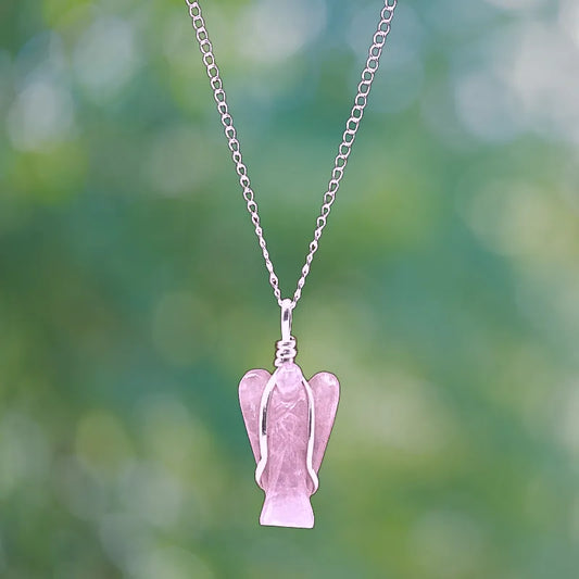 pendentif ange pierre naturelle : quartz rose, avec chaine de cou